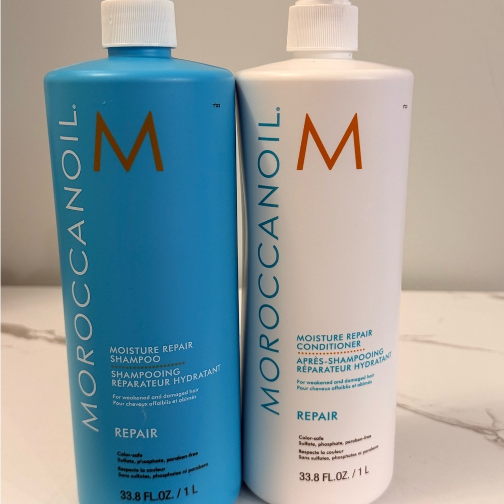 Moroccanoil Moisture Repair Shampoo and Conditioner Duo - Blue and White
